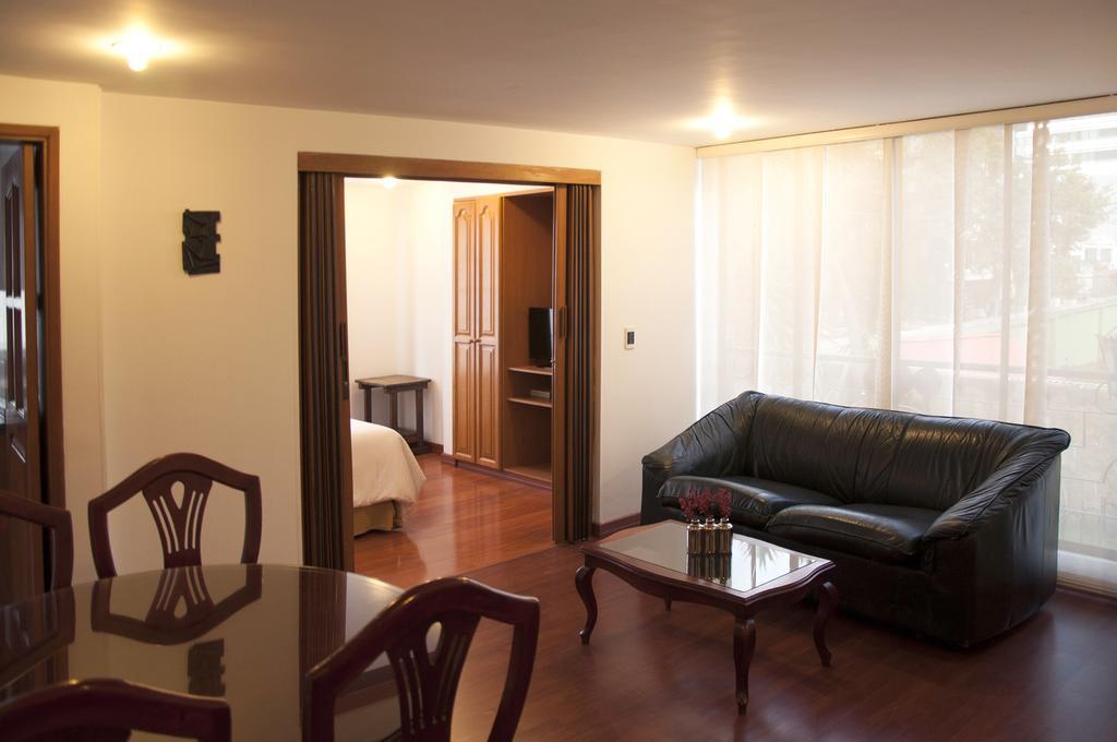 Apartaestudios Los Andes Bogota Bilik gambar